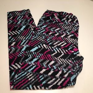 LULAROE - Black/Pink/Teal Pattern Leggings -TC